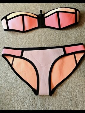 Traingl Bikini Iconic Neoprene